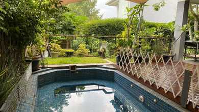 Vila di Dago Giri View Cantik