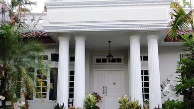 Penawaran Langka, rumah Prestisius di Pondok Indah, Jakarta Selatan, LB 398m²