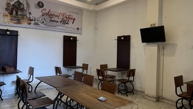 Ruang-Usaha di Sayap Dago Furnished