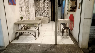 For Rent / Sale Ruang Usaha di Ciateul Cocok untuk Cafe