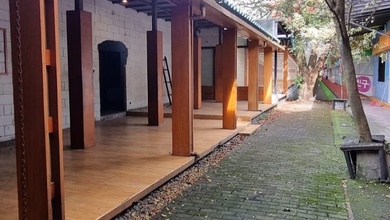 Ruang-Usaha di Sayap Dago 1100.0 M²