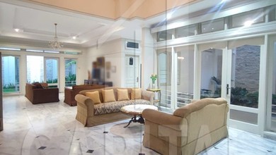 Rumah Elite di Kawasan Setra Sari, Bandung, LB 650m², Harga 14 Miliar