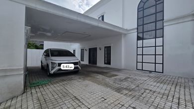 Rumah Area Premium Geger Kalong, Bandung - Harga Menarik 6,99 Miliar
