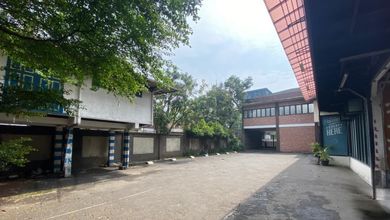 Ruang Usaha Luas Di Pasir Kaliki 