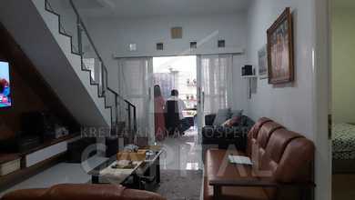Rumah Mewah di Kawasan Antapani, Bandung, LB 166m², Harga 2,9 Miliar