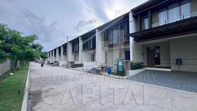 Jual Rumah Strategis di Taman Kopo Indah, Bandung - LT 128m²