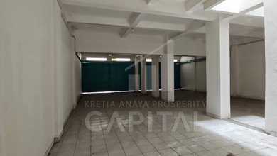 Ruko 4 Lantai Siap Usaha Lokasi Strategis di Jalan Sudirman Bandung