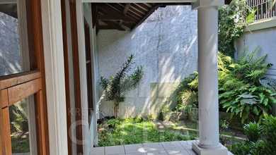 Rumah Area Luxury Sarijadi, Bandung - Harga Terbaik 5 Miliar