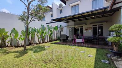 Rumah Mewah di Kota Baru Parahyangan, Bandung, 4 KT, LT 300m²