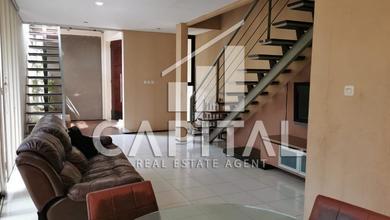 Jual Rumah Megah Luas 171 m2 Area Sayap Dago, Bandung