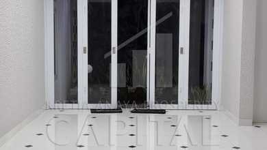 Rumah Premium di Batununggal, Bandung, LT 260 m2