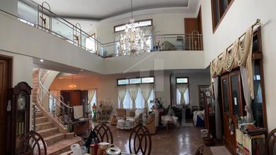 Rumah Elegan di Setra Duta, Bandung, 5 KT, LT 348m²