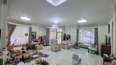 Hunian Elegan di Moch Toha, Bandung, 5 KT, LT 560m²
