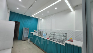 Ruko dengan Lokasi Ramai dan Strategis Cocok untuk Segala Jenis Usaha