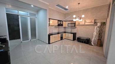 Jual Rumah Nyaman di Taman Kopo Indah, Bandung - LT 144m²