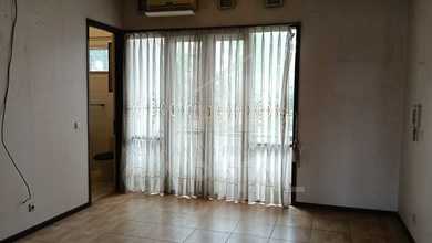 Rumah Area Premium Setra Duta, Bandung - Harga Terbaik 3 Miliar