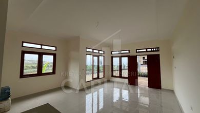 Promo Rumah di Cihanjuang, Bandung, LB 150m², Harga 850 Juta