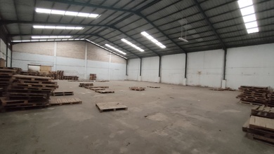 Gudang Siap Pakai di Jalan Propinsi Tasikmalaya