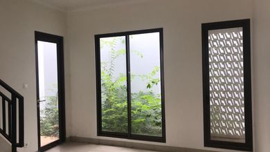 Rumah Favorit di Gede Bage, Bandung, 2 KT, Harga 1,9 Miliar