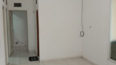 Kesempatan Rumah di Cihampelas, Bandung Barat, LB 78m², Harga 650 Juta