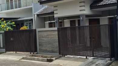 Rumah Idaman di Taman Holis Indah, Bandung, 2 KT, Harga 1,85 Miliar