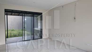 Disewakan Rumah Murah di Kota Baru Parahyangan, Bandung, LT 160m²