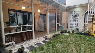 Rumah Mewah di Kota Baru Parahyangan, Bandung, 3 Kamar Tidur, LT 198m²