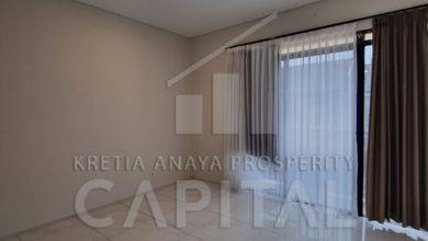 Jual Rumah Megah Luas 120 m2 Area Kota Baru Parahyangan, Bandung
