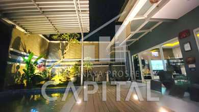 Rumah Prestisius di Kawasan Kota Baru Parahyangan, Bandung, LB 300m², Harga 7,5 Miliar