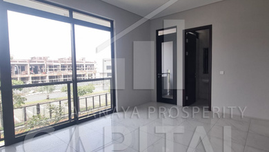 Jual Rumah Eksklusif Luas 220 m2 Kawasan Kota Baru Parahyangan, Bandung