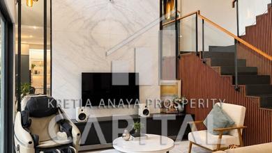 Rumah Area Premium Singgasana, Bandung - Harga Menarik 5,65 Miliar