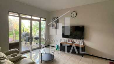 Rumah Elegan di Kota Baru Parahyangan, Bandung, 4 KT, LT 300m²