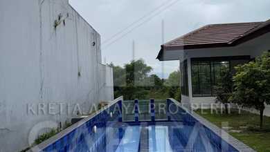 Disewakan Rumah Murah di Kota Baru Parahyangan, Bandung, LT 550m²