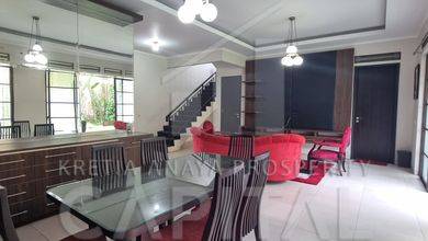 Jual Rumah Eksklusif Luas 392 m2 Area Kota Baru Parahyangan, Bandung