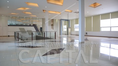 Ruang Usaha Luas dan Bagus di Area BKR Bandung