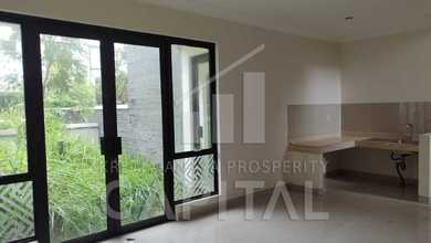 Rumah Sewa Murah Lokasi Podomoro Park Bandung, Bandung, LB 127m²