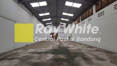 Gudang Sangat Strategis Konstruksi Baja di Pasir Kaliki Bandung