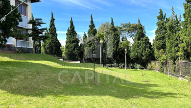 Rumah Prestisius di Kawasan Bandung Utara, Bandung, LB 650m², Harga 11,5 Miliar