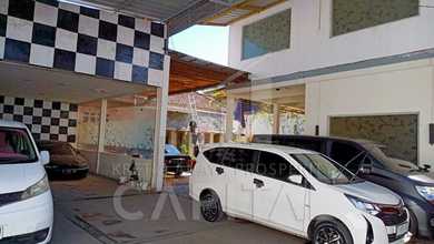 Car Wash Ruang Kantor dan Tumah Tinggal Dalam Satu Lokasi di Pusat Kota Garut