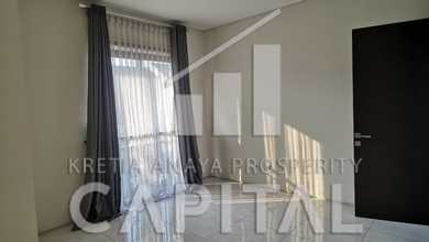 Rumah Minimalis Disewakan di Kota Baru Parahyangan, Bandung, Harga Ekonomis