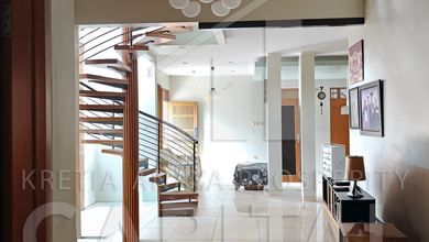 Rumah Area Luxury Antapani, Bandung - Harga Terbaik 3,75 Miliar