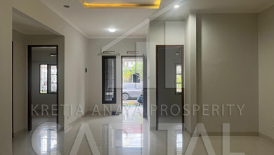 Dikontrakkan Rumah Murah di Kota Baru Parahyangan, Bandung, LT 144m²