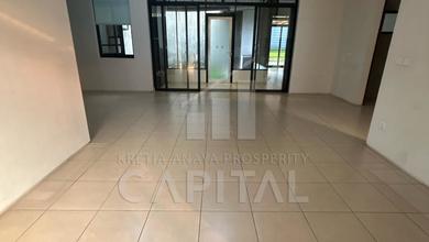 Rumah Mewah di Kota Baru Parahyangan, Bandung, 4 KT, LT 162m²