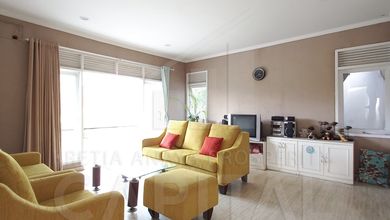 Rumah Premium area Kota Baru Parahyangan, Bandung, LT 300 m2