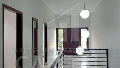 Rumah Elit LT 99 m2, di Sarijadi, Bandung