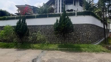 Kesempatan Langka, rumah Mewah di Cipaku, Bandung, LB 1700m²
