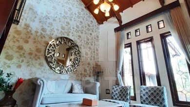 Rumah Area Premium Setra Sari, Bandung - Harga Terbaik 6 Miliar