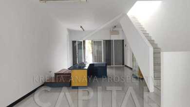 Ruko Siap Huni Dan Langsung Pakai di Taman Kopo Indah V