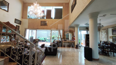Rumah Mewah di Setra Duta, Bandung, 4 KT, LT 375m²