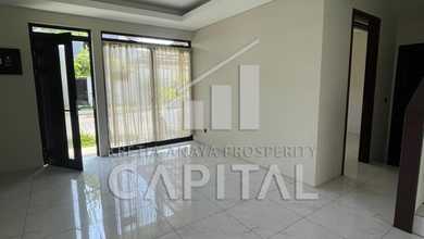 Kesempatan Eksklusif, rumah Prestisius di Kota Baru Parahyangan, Bandung, LB 96m²